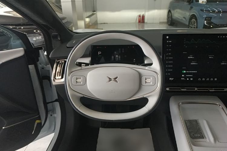 Used XPeng P7+ 2024 Long-Range Max Steering Wheel