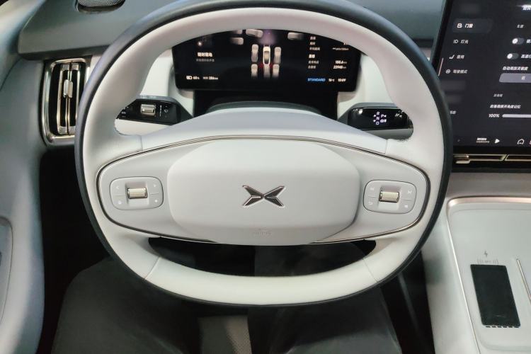 Used XPeng P7+ 2024 Long-Range Max Steering Wheel