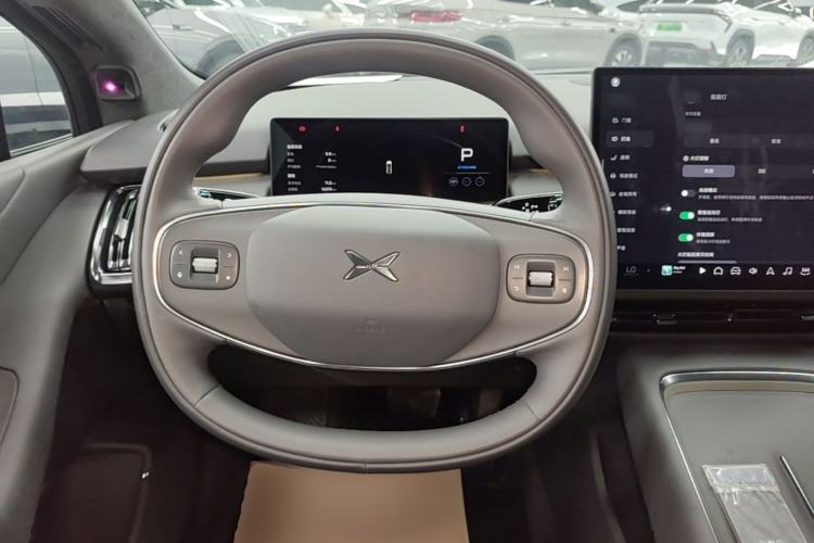 Used XPeng P7+ 2024 Long-Range Max Steering Wheel
