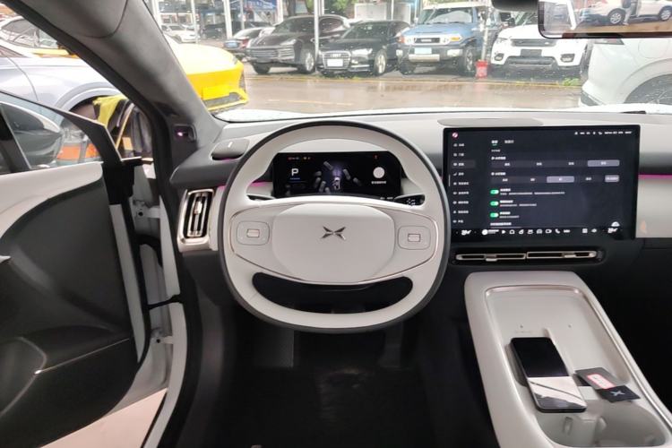 Used XPeng P7+ 2024 Long-Range Max Steering Wheel