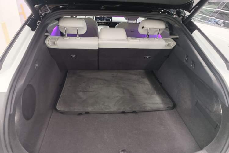 Used XPeng P7+ 2024 Ultra-Long Range Max Trunk