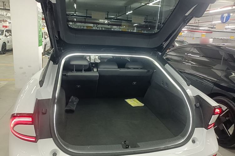 Used XPeng P7+ 2024 Ultra-Long Range Max Trunk