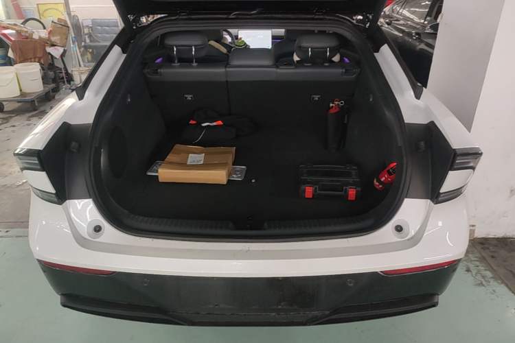 Used XPeng P7+ 2024 Long-Range Max Trunk