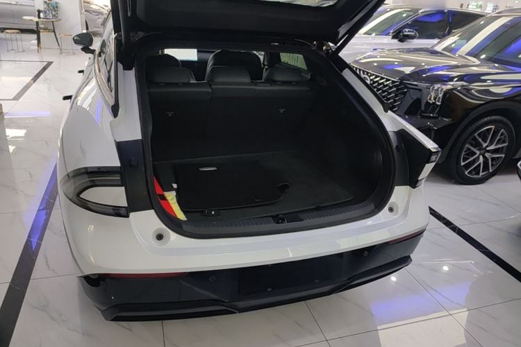 Used XPeng P7+ 2024 Long-Range Max Trunk