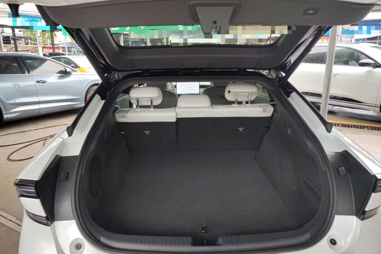 Used XPeng P7+ 2024 Long-Range Max Trunk