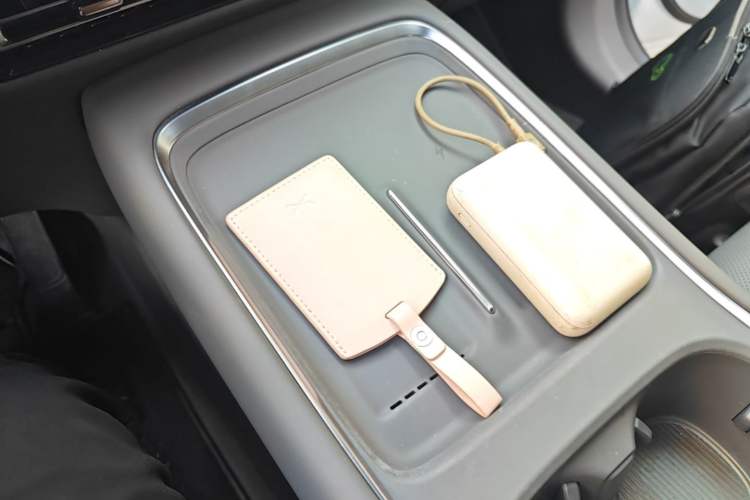 Used XPeng P7+ 2024 Ultra-Long Range Max Vehicle Key
