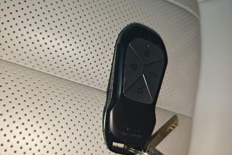 Used XPeng P7+ 2024 Ultra-Long Range Max Vehicle Key