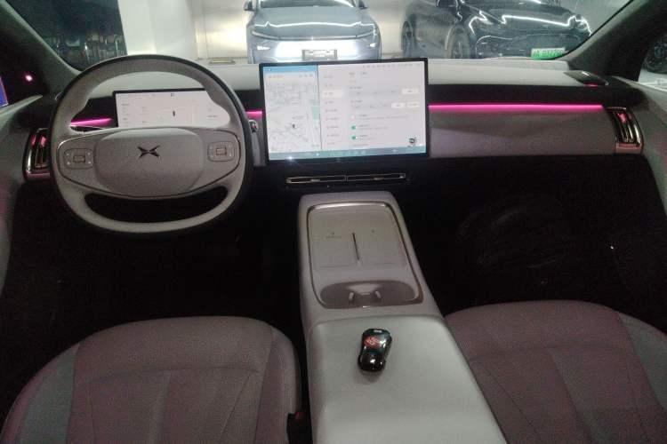 Used XPeng P7+ 2024 Ultra-Long Range Max Center Console