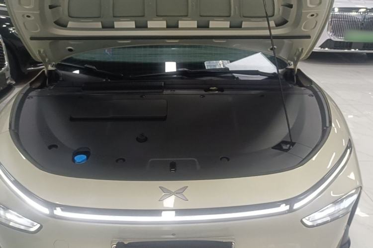 Used XPeng P7+ 2024 Long-Range Max Engine Bay