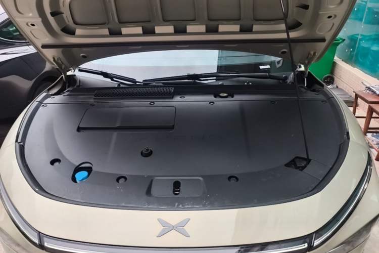 Used XPeng P7+ 2024 Long-Range Max Engine Bay