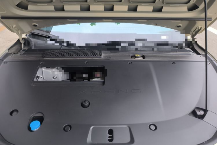 Used XPeng P7+ 2024 Ultra-Long Range Max Engine Bay