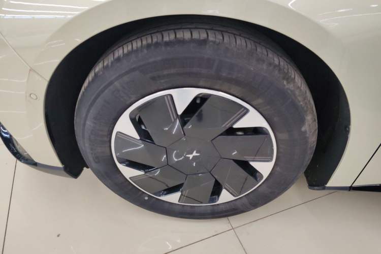 Used XPeng P7+ 2024 Long-Range Max Exterior 7
