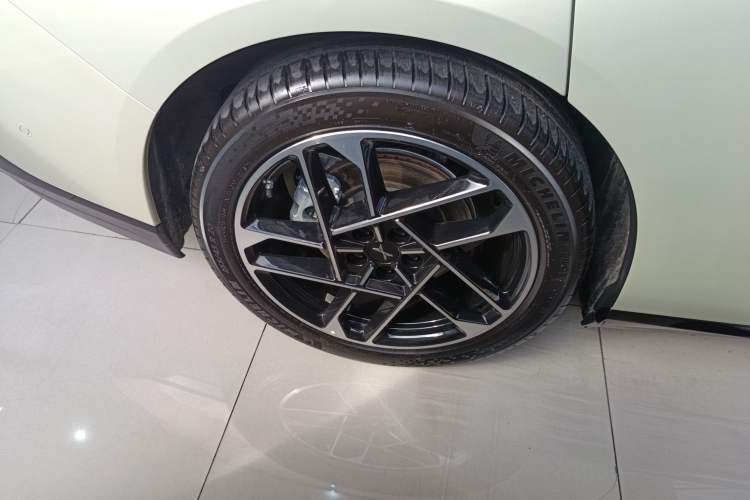 Used XPeng P7+ 2024 Long-Range Max Exterior 8