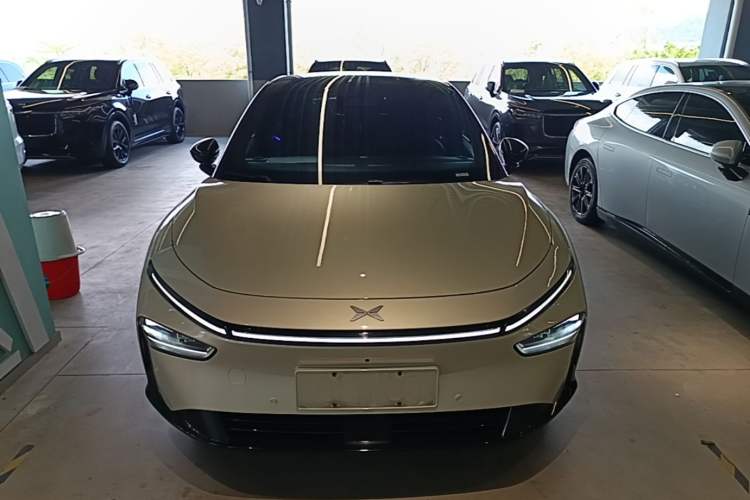 Used XPeng P7+ 2024 Long-Range Max Front