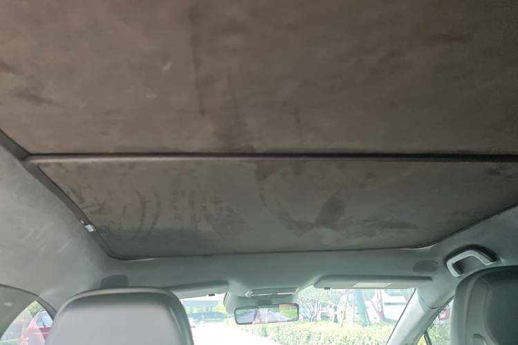 Used XPeng P7+ 2024 Long-Range Max Headliner