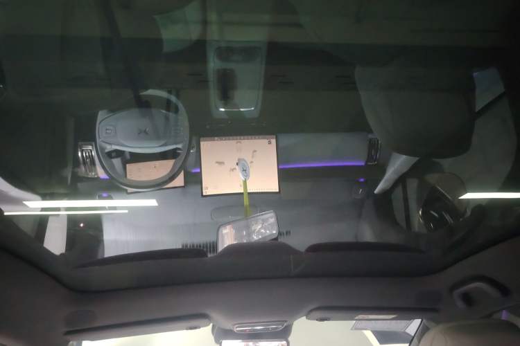 Used XPeng P7+ 2024 Ultra-Long Range Max Headliner