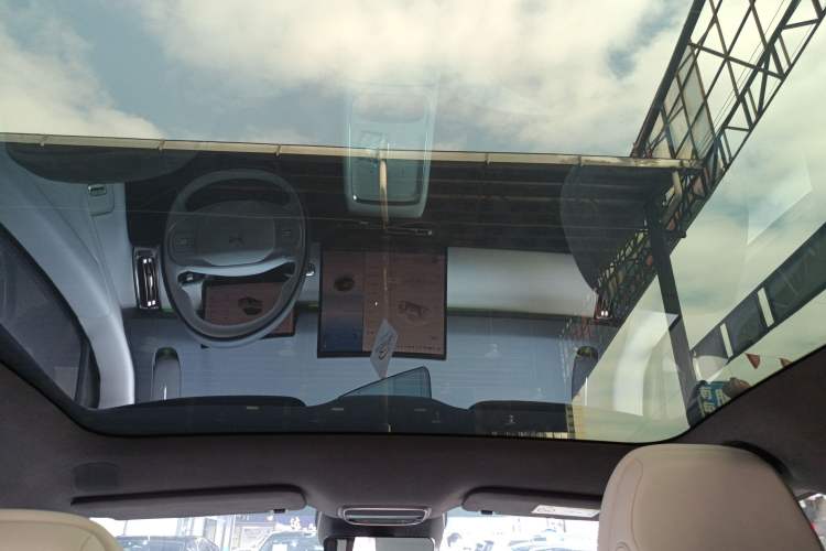 Used XPeng P7+ 2024 Long-Range Max Headliner
