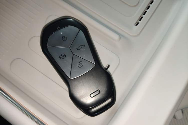 Used XPeng P7+ 2024 Ultra-Long Range Max Interior 1