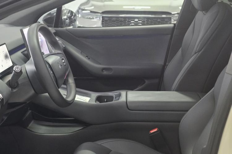 Used XPeng P7+ 2024 Long-Range Max Interior 2