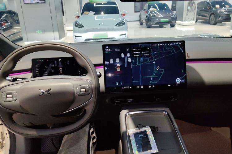 Used XPeng P7+ 2024 Long-Range Max Interior 2
