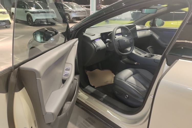 Used XPeng P7+ 2024 Long-Range Max Interior 3