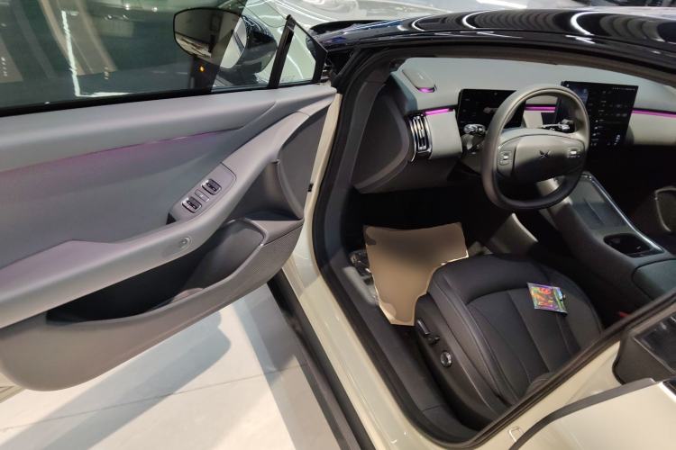 Used XPeng P7+ 2024 Long-Range Max Interior 3