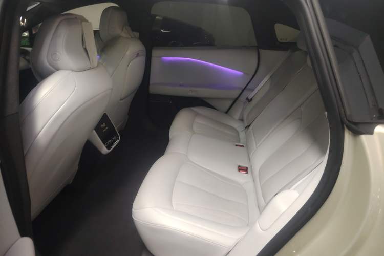 Used XPeng P7+ 2024 Ultra-Long Range Max Interior 4