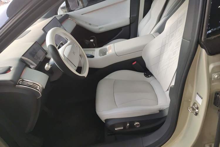 Used XPeng P7+ 2024 Ultra-Long Range Max Left Front Seat