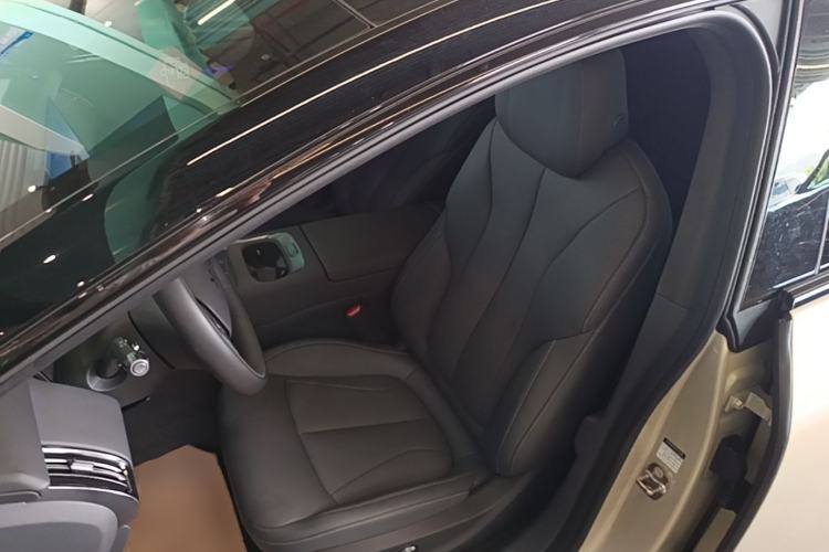 Used XPeng P7+ 2024 Long-Range Max Left Front Seat