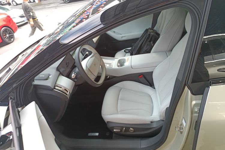 Used XPeng P7+ 2024 Long-Range Max Left Front Seat