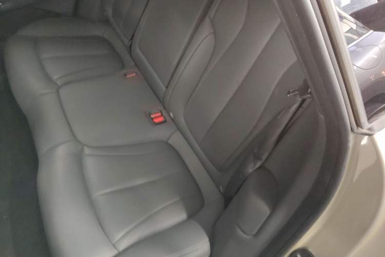 Used XPeng P7+ 2024 Ultra-Long Range Max Left Rear Seat