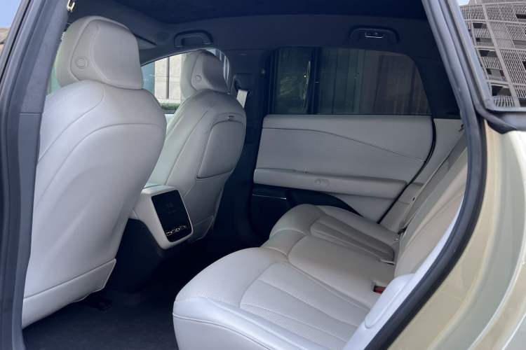 Used XPeng P7+ 2024 Ultra-Long Range Max Left Rear Seat
