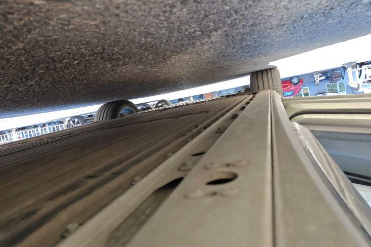Used XPeng P7+ 2024 Long-Range Max Left Side Sill