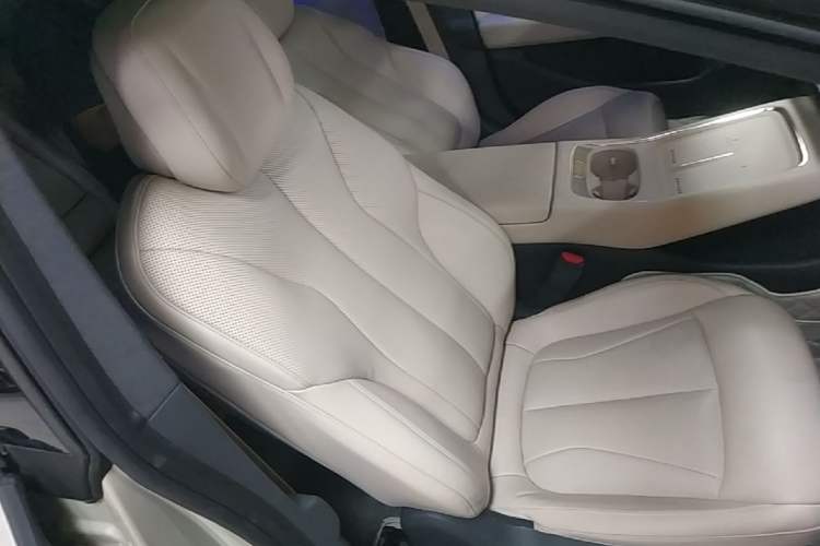 Used XPeng P7+ 2024 Ultra-Long Range Max Right Front Seat
