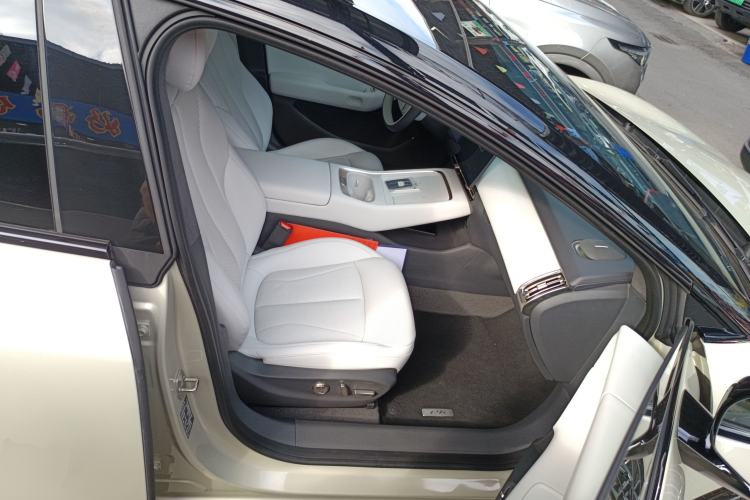 Used XPeng P7+ 2024 Long-Range Max Right Front Seat