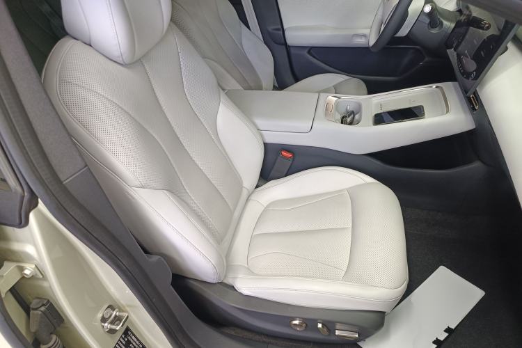 Used XPeng P7+ 2024 Ultra-Long Range Max Right Front Seat