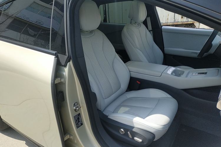 Used XPeng P7+ 2024 Ultra-Long Range Max Right Front Seat