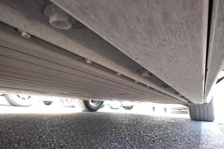 Used XPeng P7+ 2024 Long-Range Max Right Side Sill