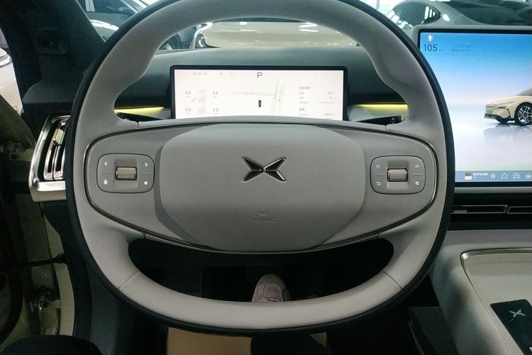 Used XPeng P7+ 2024 Long-Range Max Steering Wheel