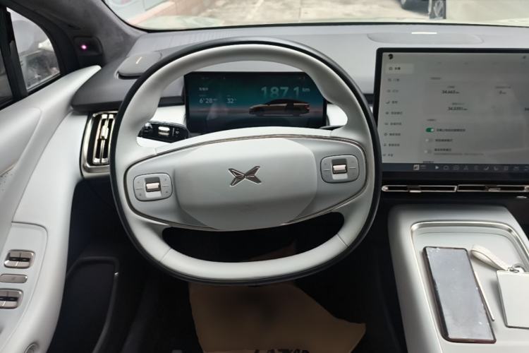 Used XPeng P7+ 2024 Long-Range Max Steering Wheel