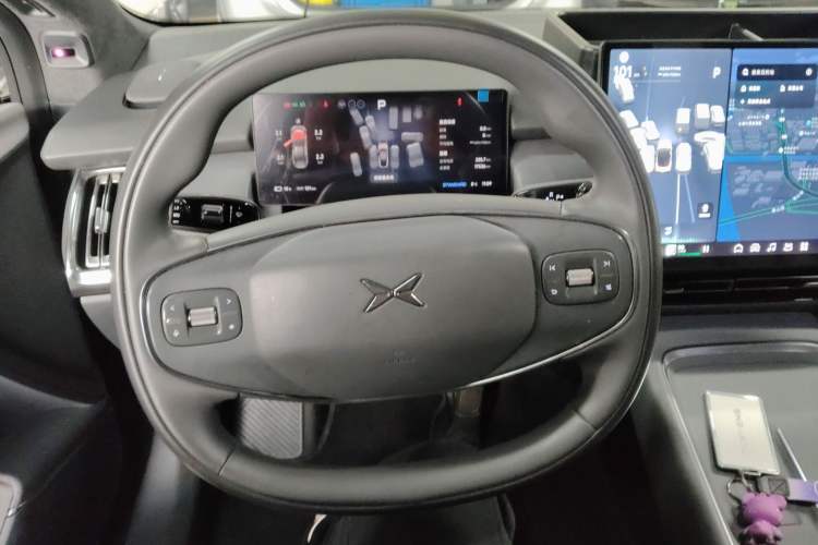 Used XPeng P7+ 2024 Ultra-Long Range Max Steering Wheel