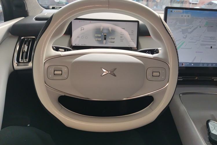 Used XPeng P7+ 2024 Ultra-Long Range Max Steering Wheel