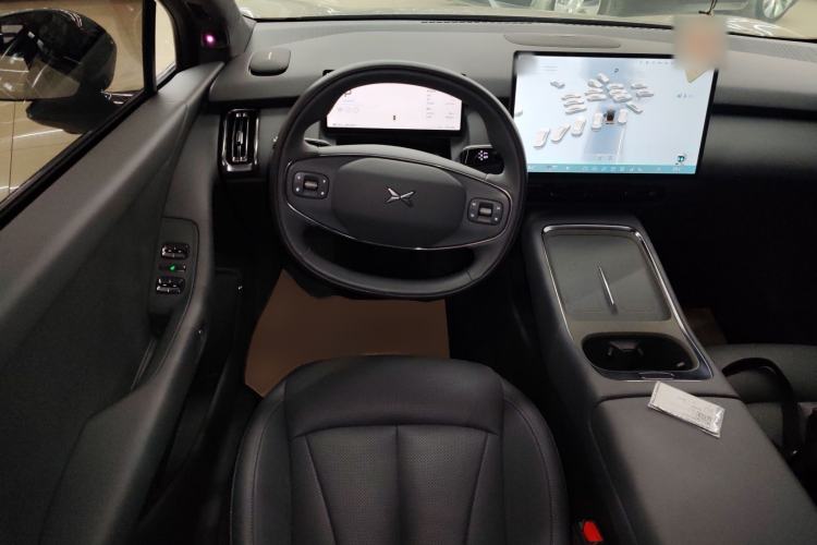 Used XPeng P7+ 2024 Long-Range Max Steering Wheel