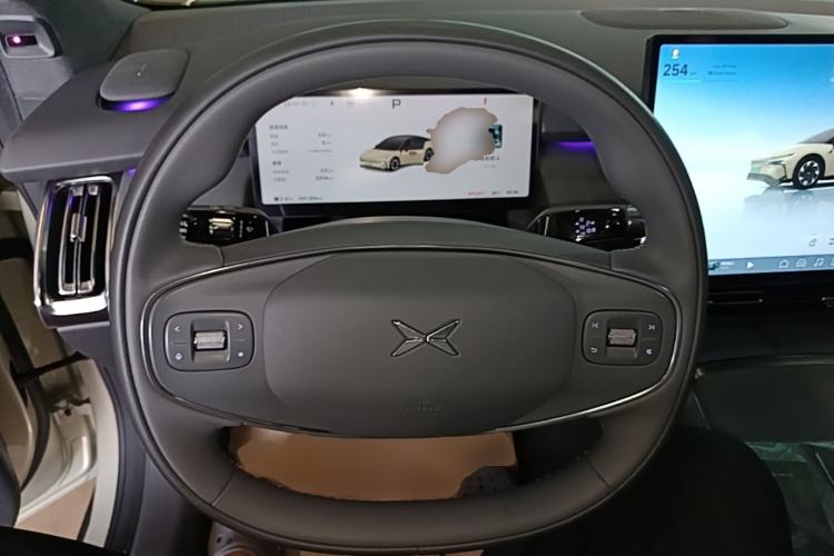 Used XPeng P7+ 2024 Long-Range Max Steering Wheel