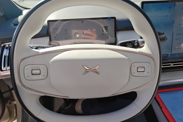Used XPeng P7+ 2024 Long-Range Max Steering Wheel