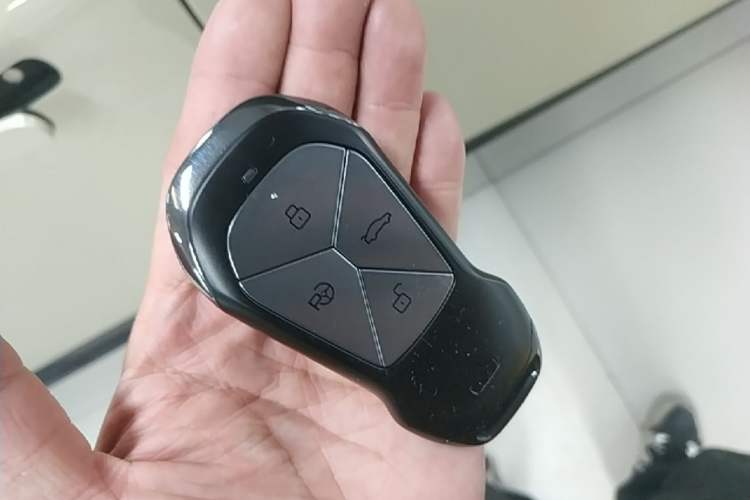 Used XPeng P7+ 2024 Ultra-Long Range Max Vehicle Key