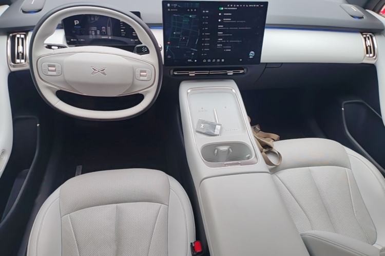 Used XPeng P7+ 2025 Ultra-Long Range Max Flagship Edition Center Console