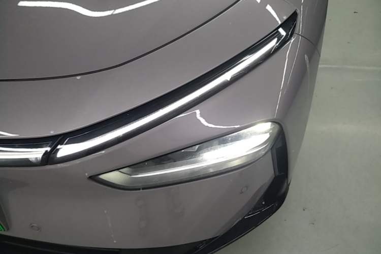 Used XPeng P7+ 2025 Ultra-Long Range Max Flagship Edition Left Front Headlight