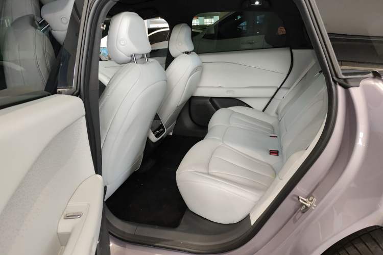 Used XPeng P7+ 2025 Ultra-Long Range Max Flagship Edition Left Rear Seat