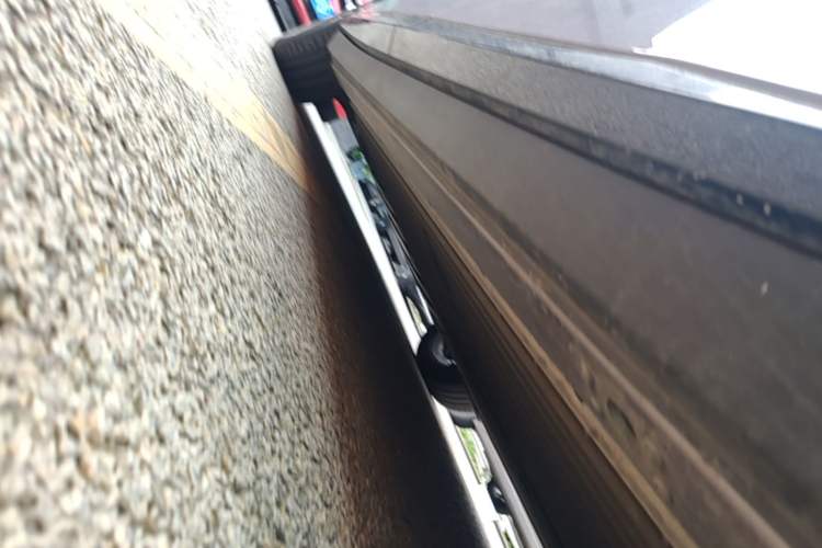 Used XPeng P7+ 2025 Ultra-Long Range Max Flagship Edition Right Side Sill